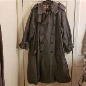 Burberry Vintage Trench Coat Gray XL